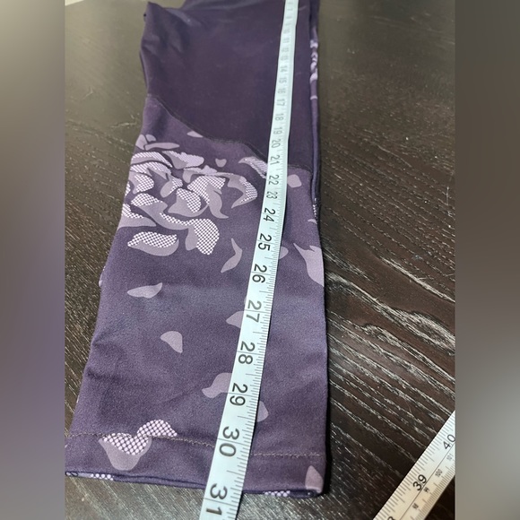 Under Armour athletic leggings - Picture 5 of 6